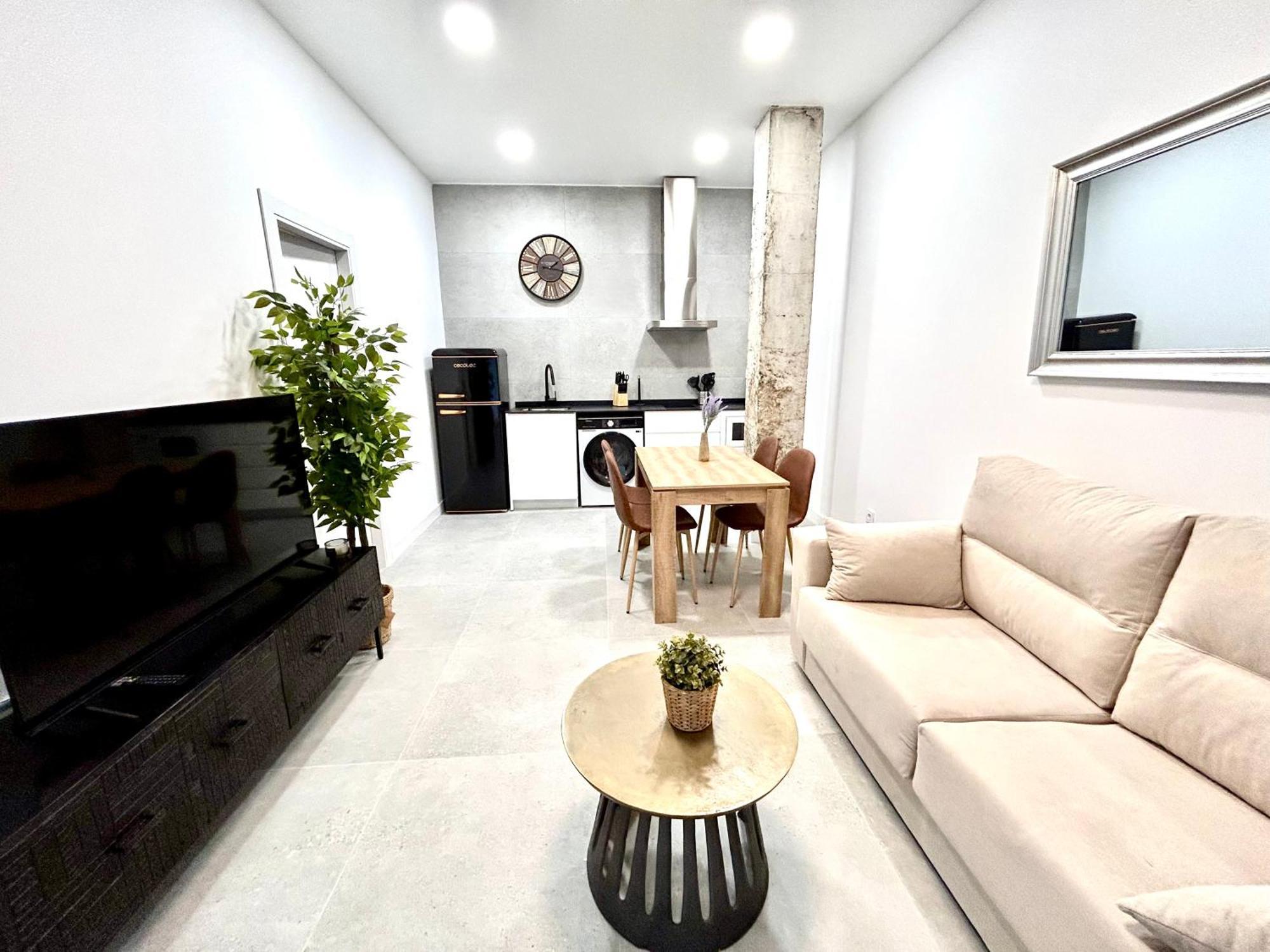 Convenient, Charming Apartment 15 Mins From City Center Valencia Exterior photo